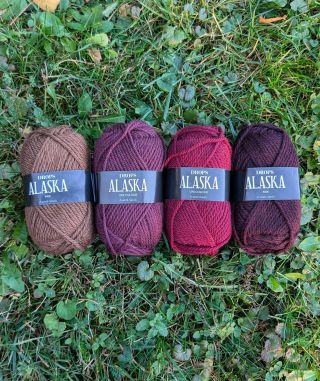 🍇🍷nové vínové (a kaštanové) barvičky DROPS Alaska 😍 Která se vám líbí nejvíc? #klubkovlny #dropsalaska #vlna #háčkování...