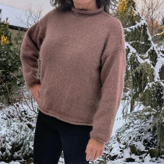 #cloudsweater z Drops Air 29 a Lana Gatto Pailettes 30100 🤎🪾🧸 Chtěla jsem mamce udělat radost za to, jak mi v poslední...